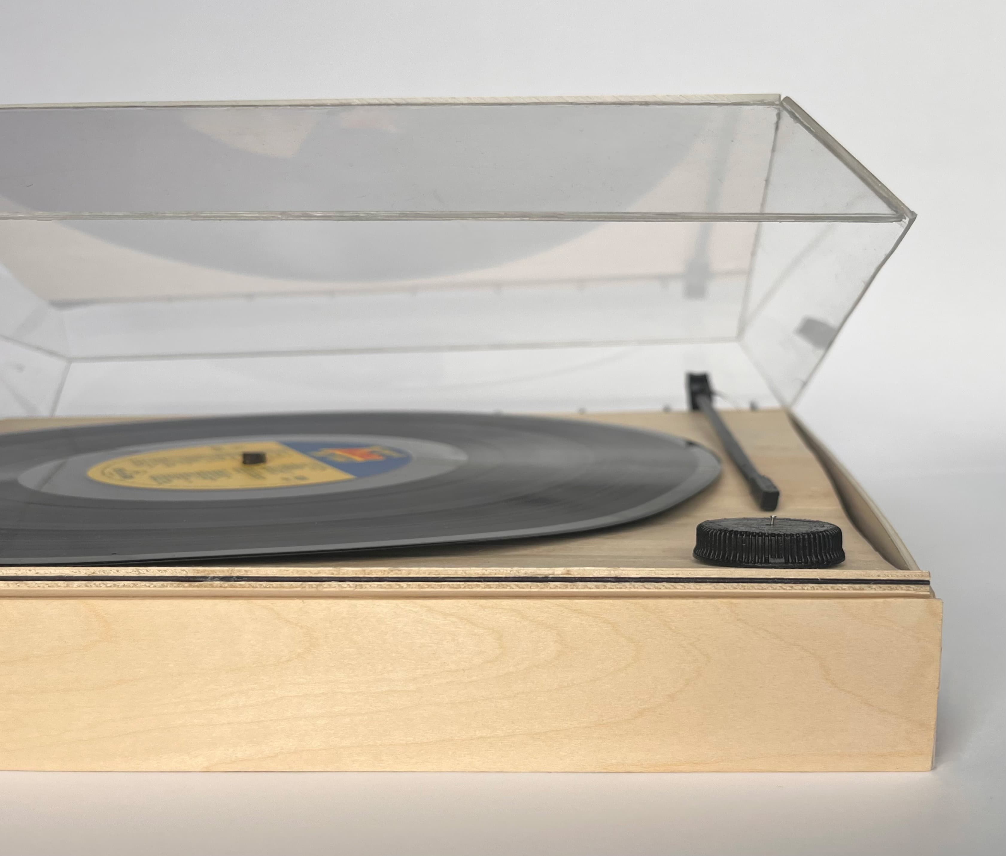 Livre d’artiste — Platine vinyle